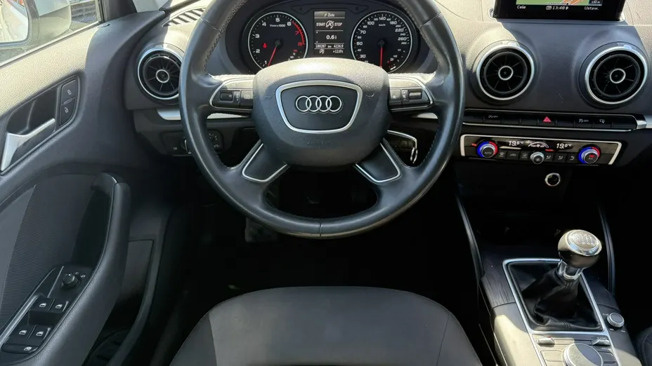 AUDI A3 Sportback -