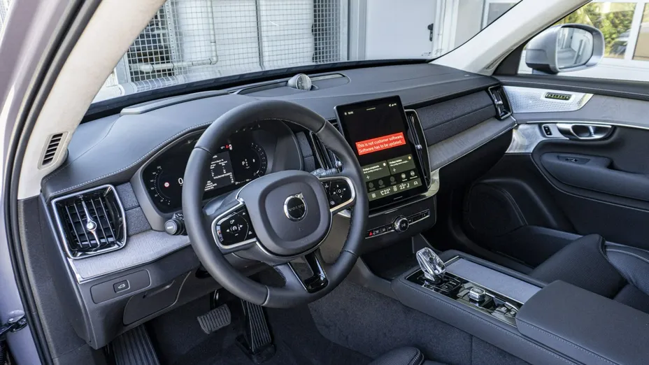 VOLVO XC90 -
