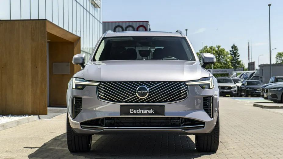 VOLVO XC90 -