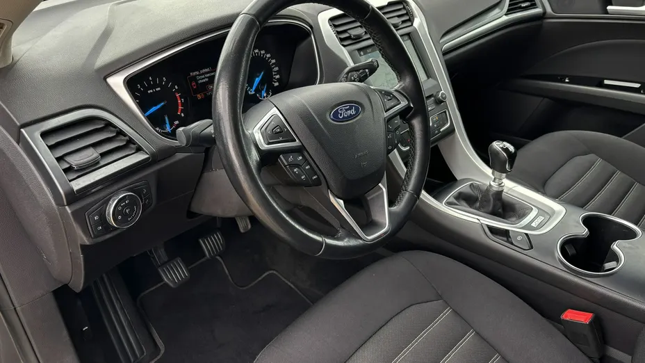 FORD Mondeo -