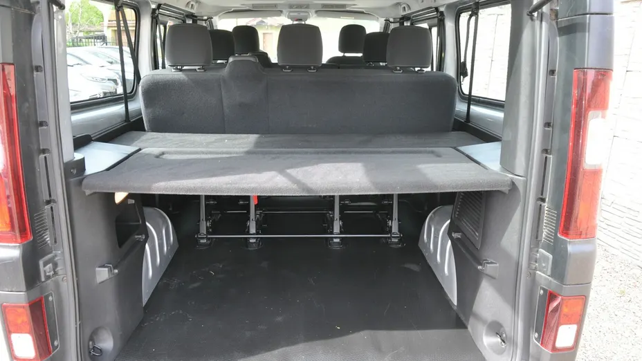 RENAULT Trafic -