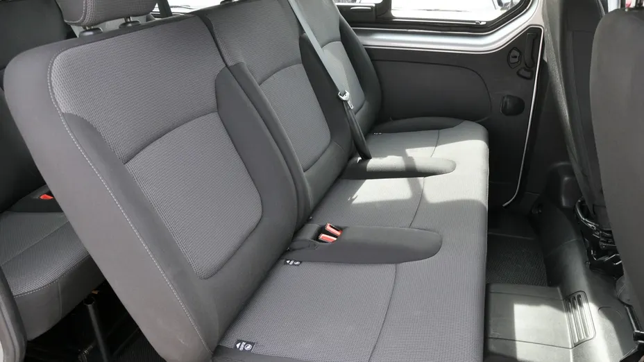 RENAULT Trafic -