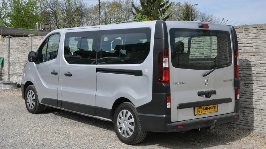 RENAULT Trafic -
