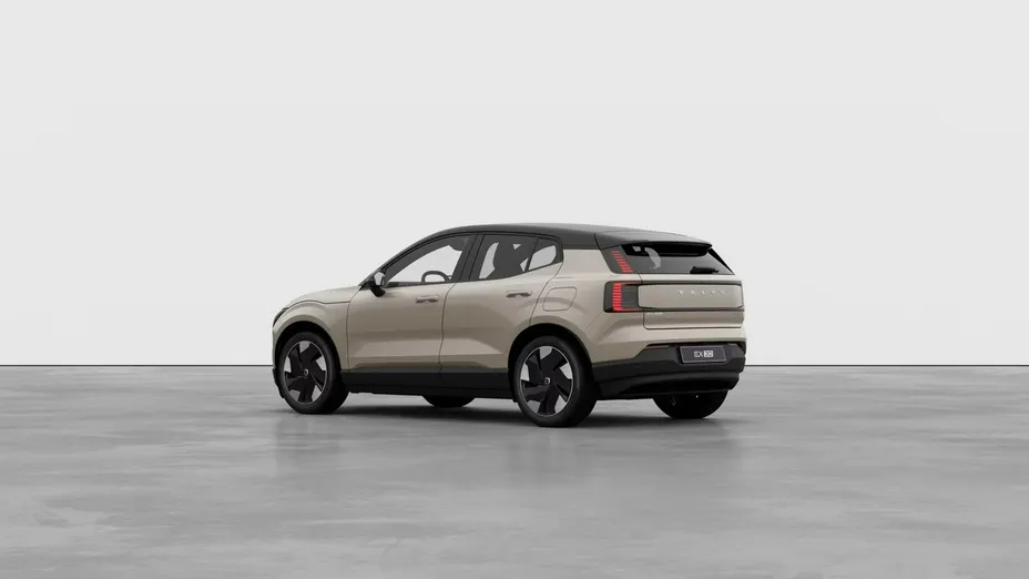 VOLVO EX30 -