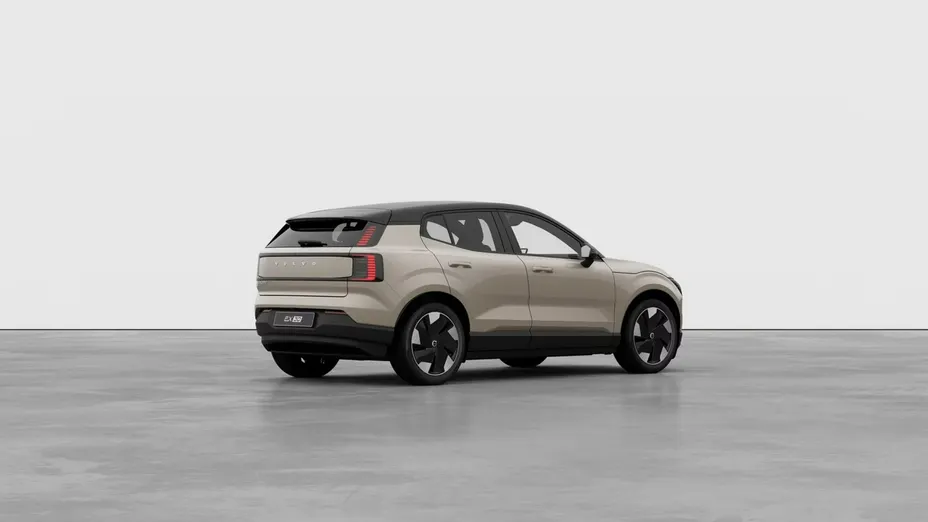 VOLVO EX30 -