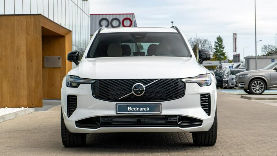 VOLVO XC90 -