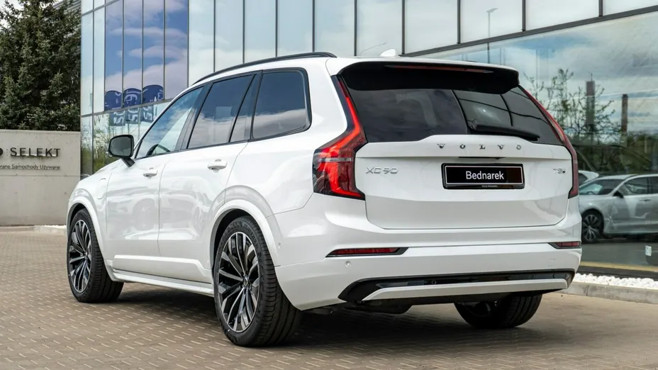 VOLVO XC90 -