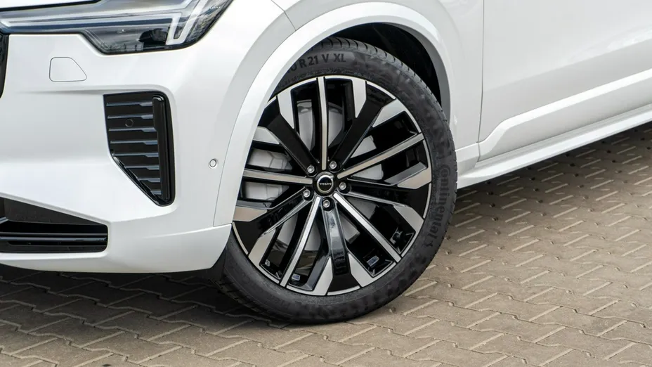 VOLVO XC90 -