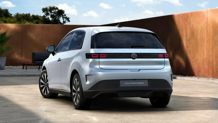 VOLKSWAGEN Polo -