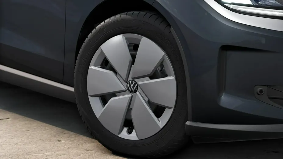 VOLKSWAGEN Polo -