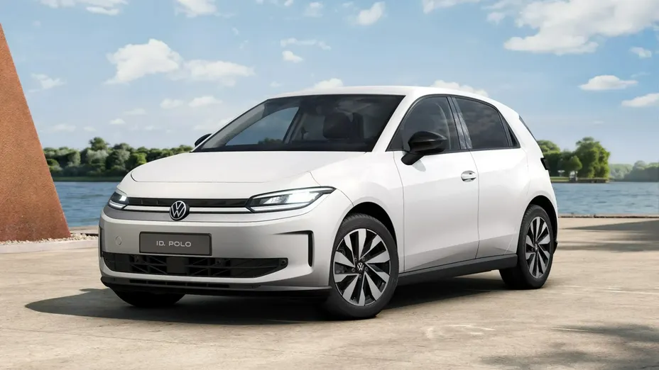 VOLKSWAGEN Polo -