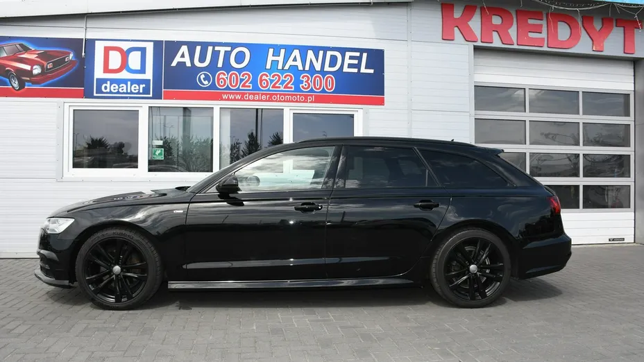 AUDI A6 -