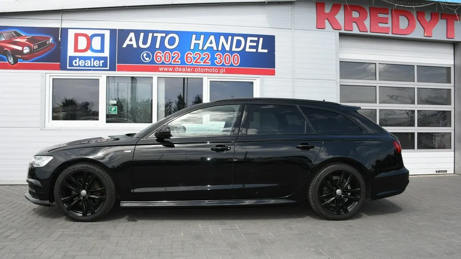 AUDI A6 -