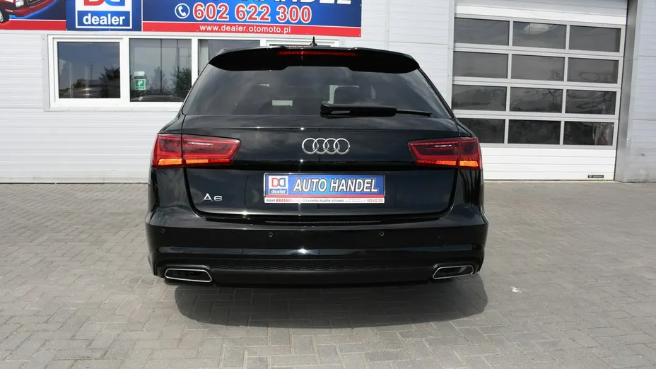 AUDI A6 -