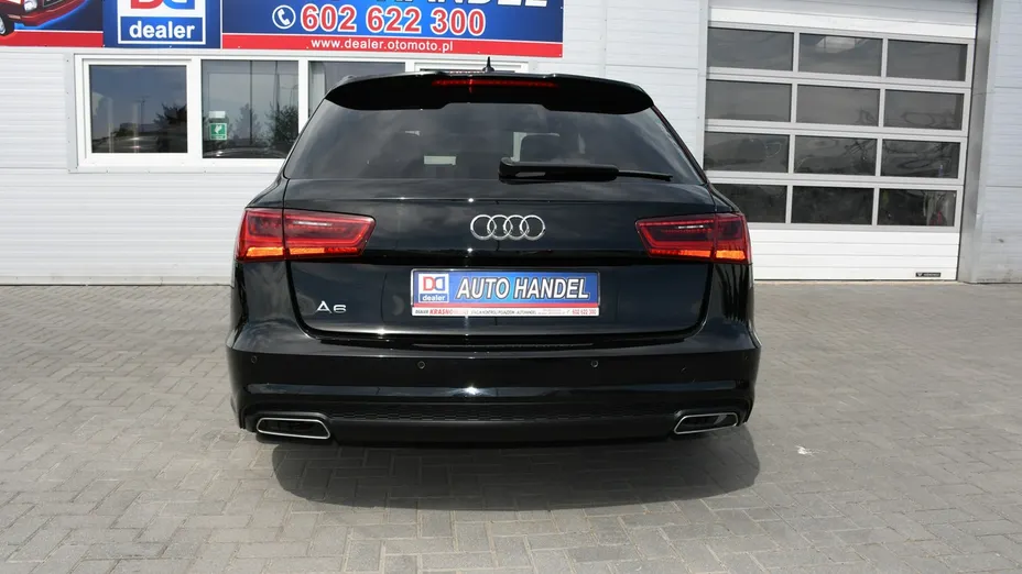 AUDI A6 -