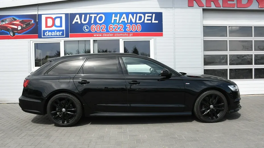 AUDI A6 -