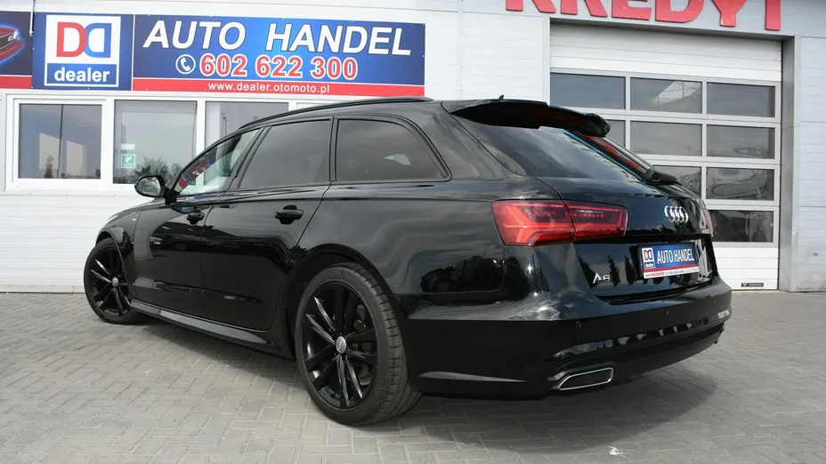AUDI A6 -