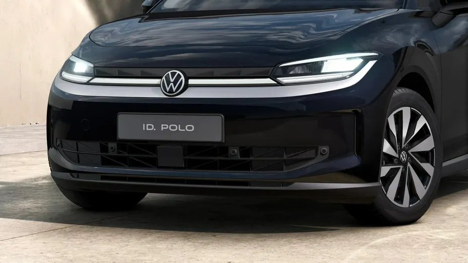 VOLKSWAGEN Polo -