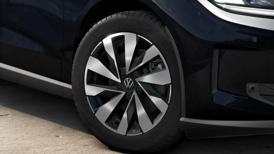 VOLKSWAGEN Polo -