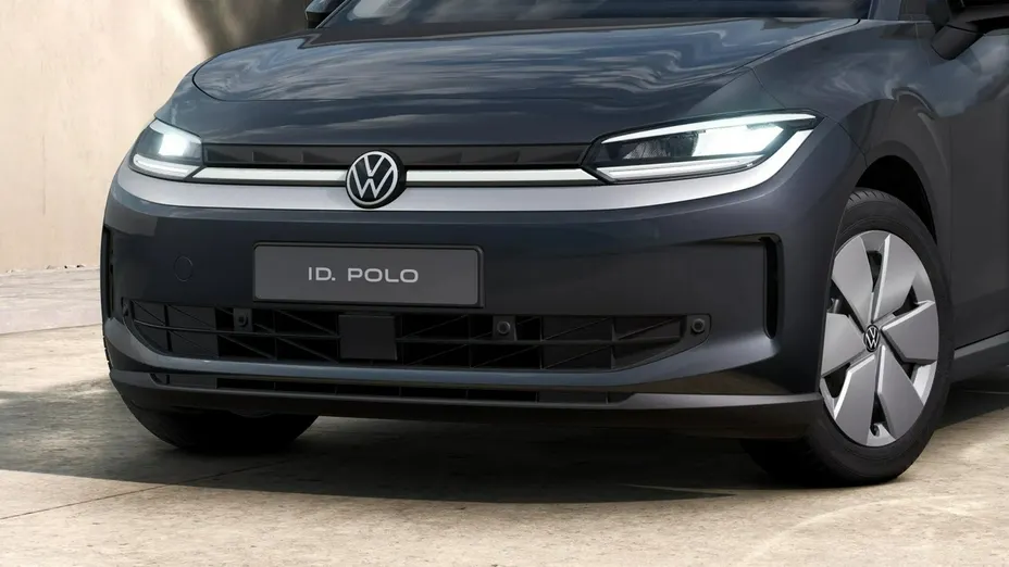 VOLKSWAGEN Polo -