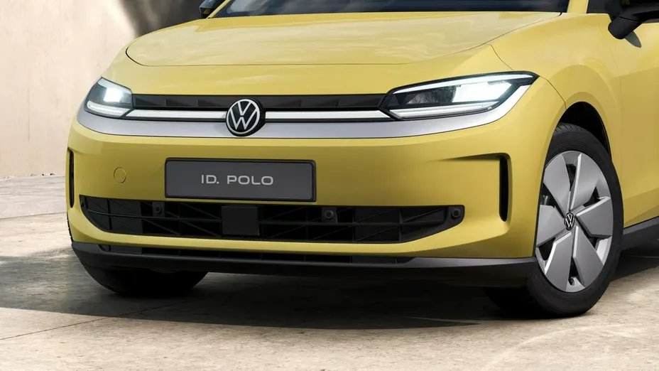 VOLKSWAGEN Polo -