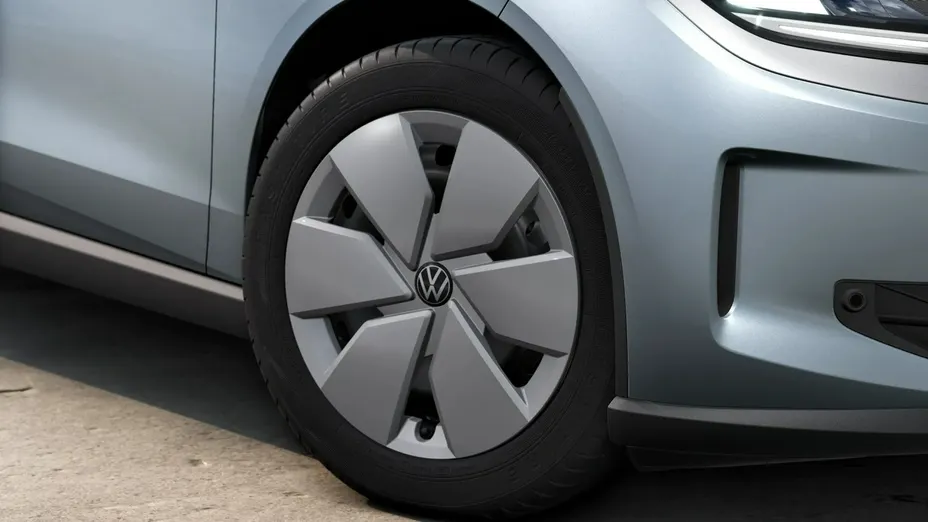 VOLKSWAGEN Polo -