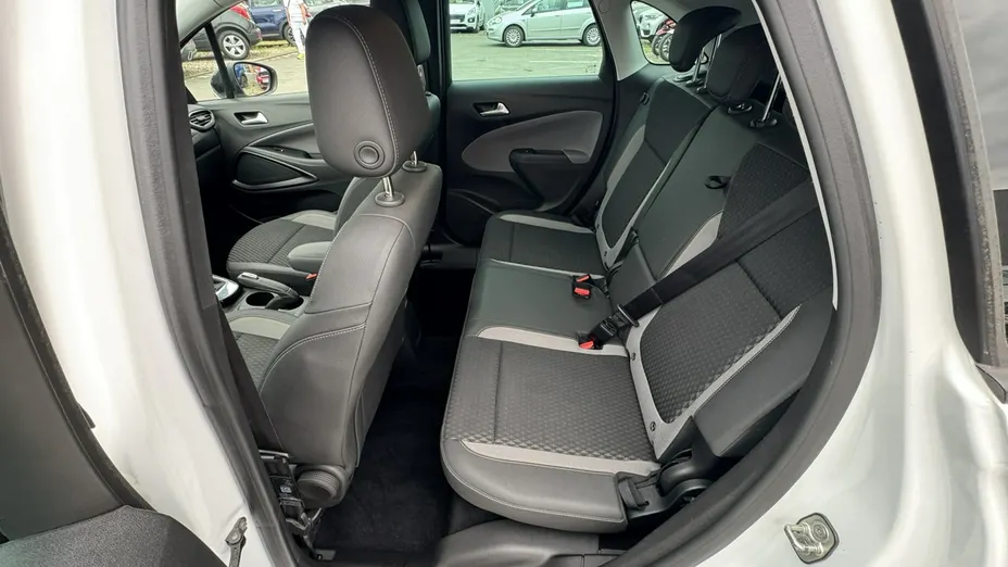 OPEL Crossland X -