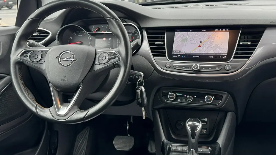 OPEL Crossland X -
