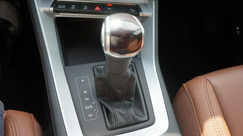 AUDI Q3 -
