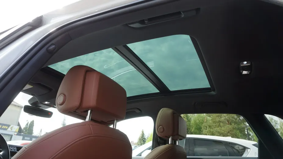 AUDI Q3 -