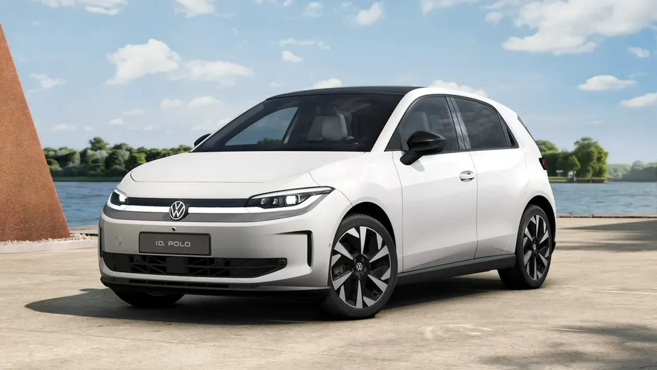 VOLKSWAGEN Polo -