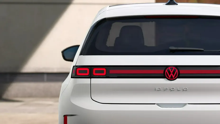 VOLKSWAGEN Polo -