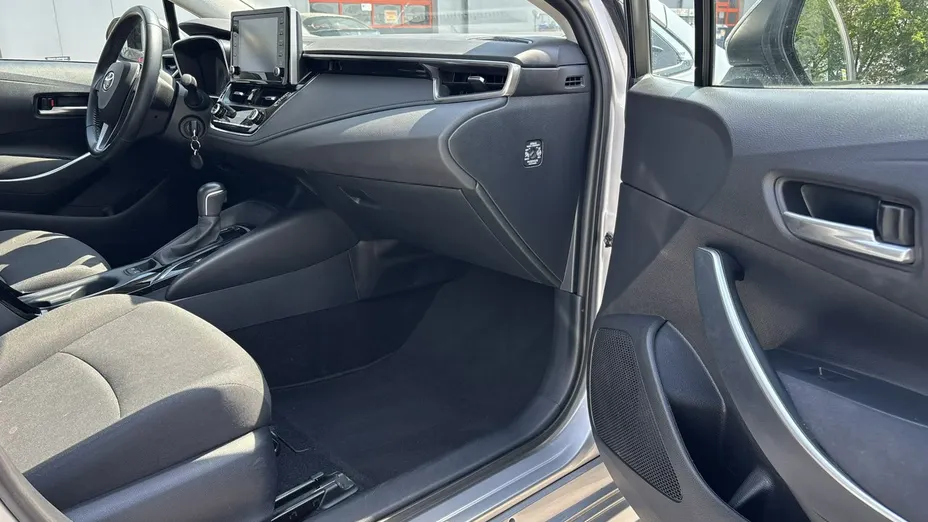 TOYOTA Corolla -