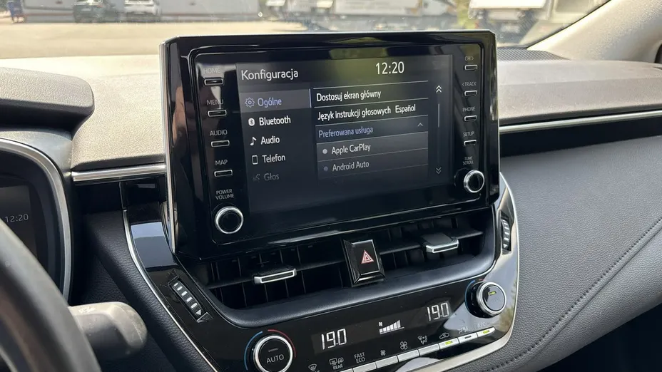 TOYOTA Corolla -