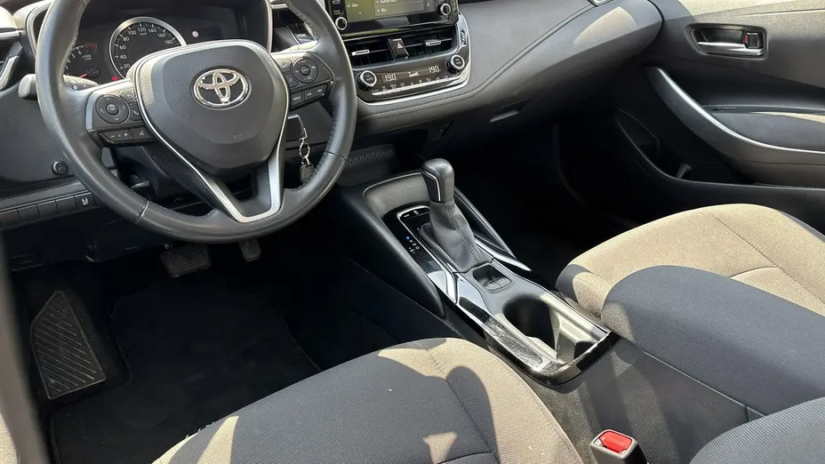 TOYOTA Corolla -