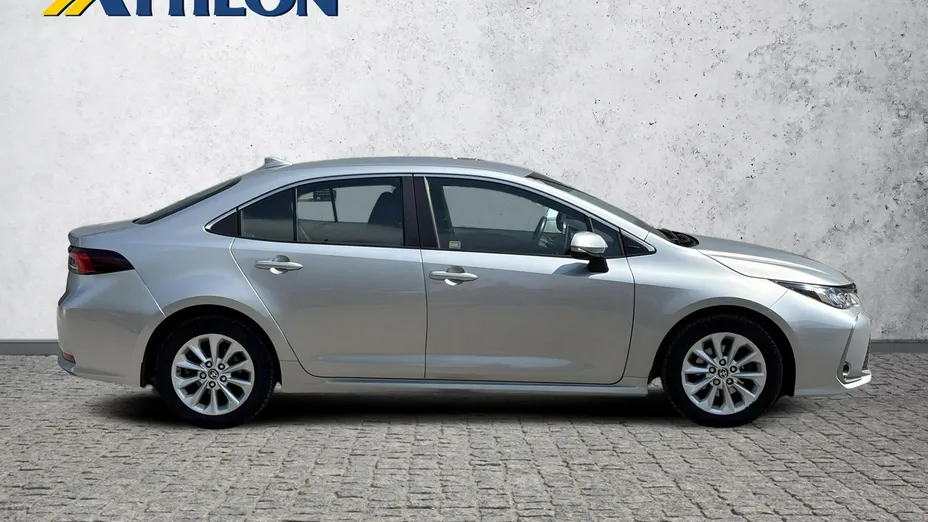 TOYOTA Corolla -