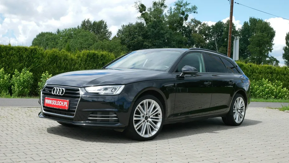 AUDI A4 -