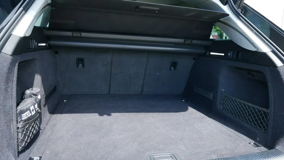 AUDI A4 -