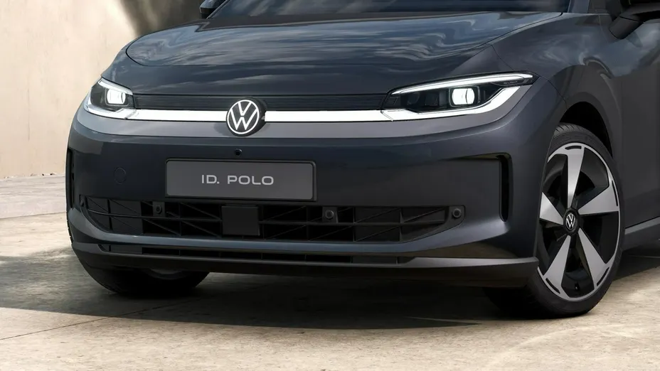 VOLKSWAGEN Polo -