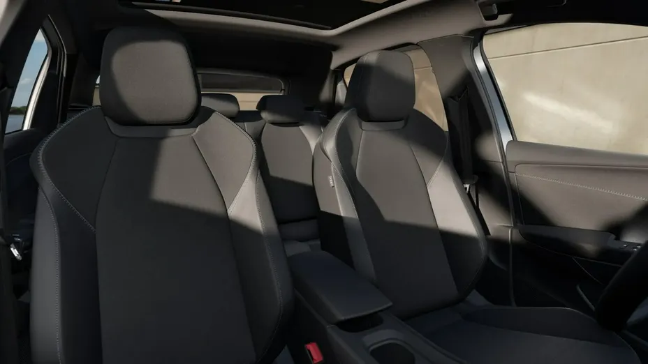 VOLKSWAGEN Polo -
