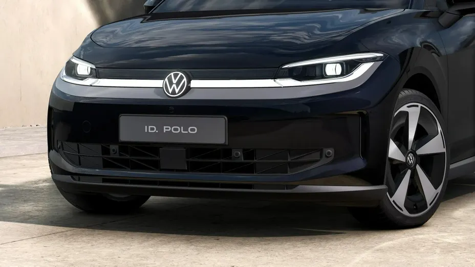 VOLKSWAGEN Polo -