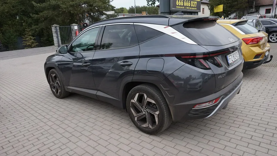 HYUNDAI Tucson -