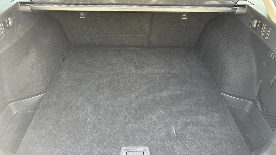 MAZDA 6 -