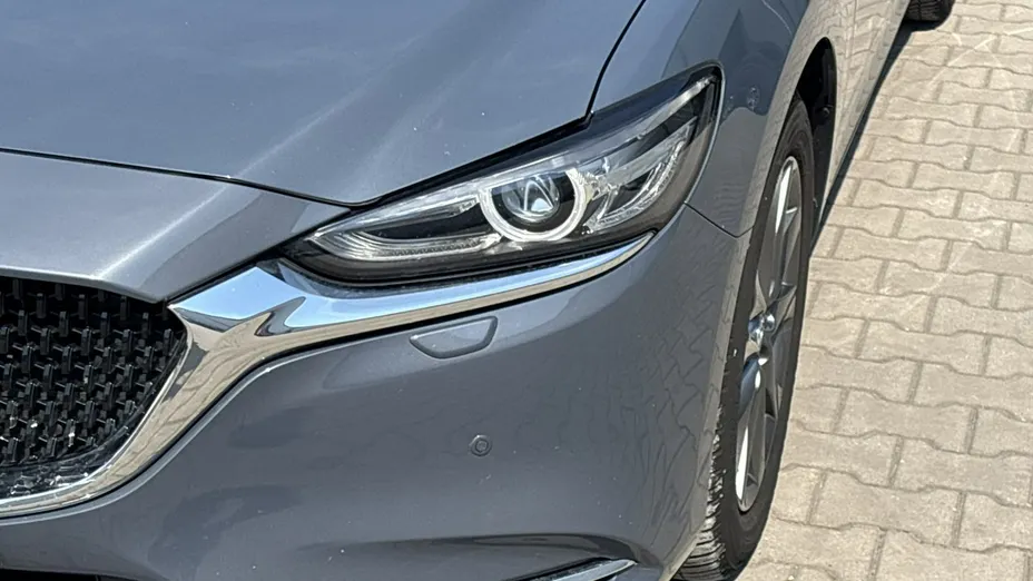 MAZDA 6 -