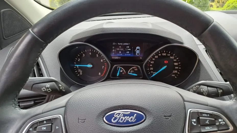 FORD Kuga -