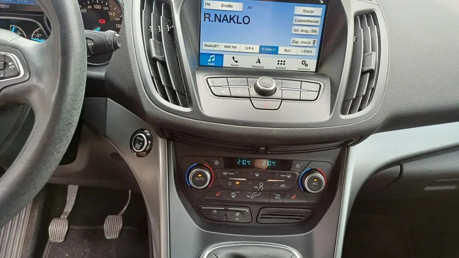 FORD Kuga -