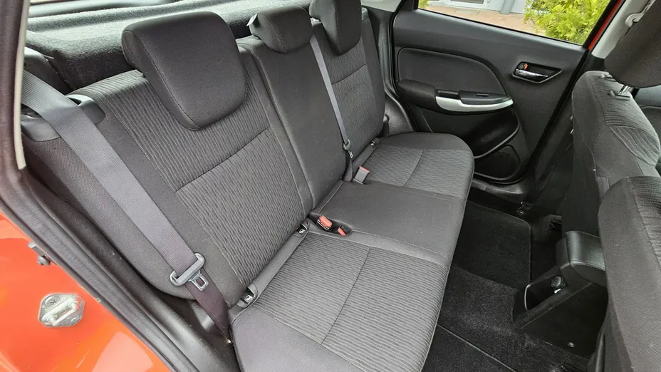 SUZUKI Baleno -
