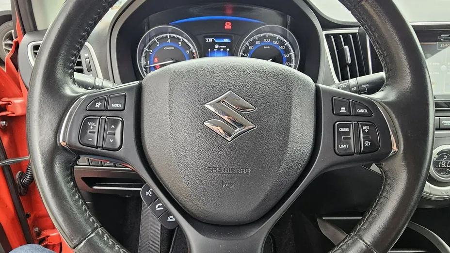 SUZUKI Baleno -