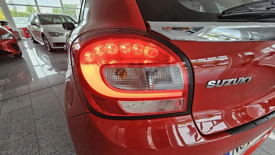 SUZUKI Baleno -