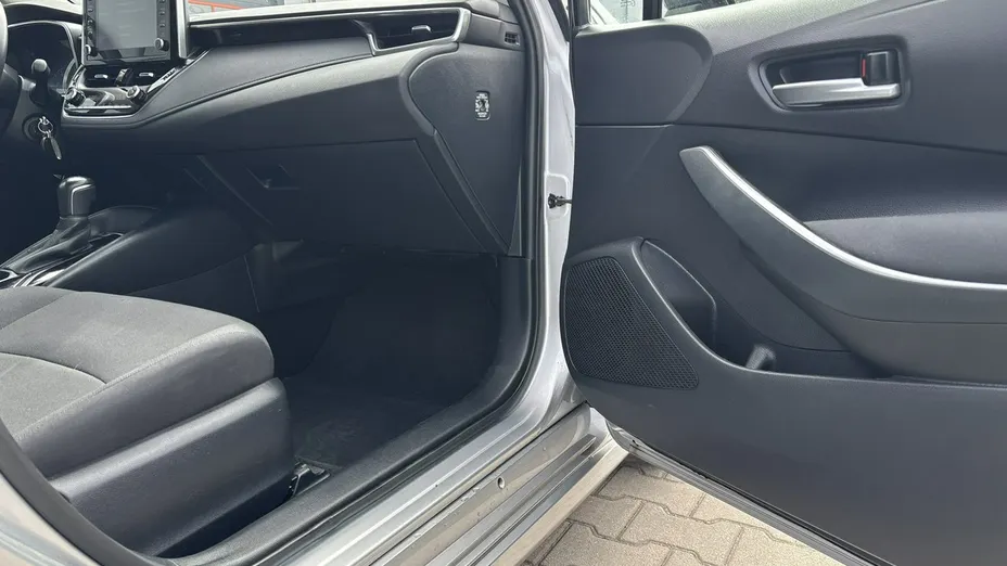 TOYOTA Corolla -